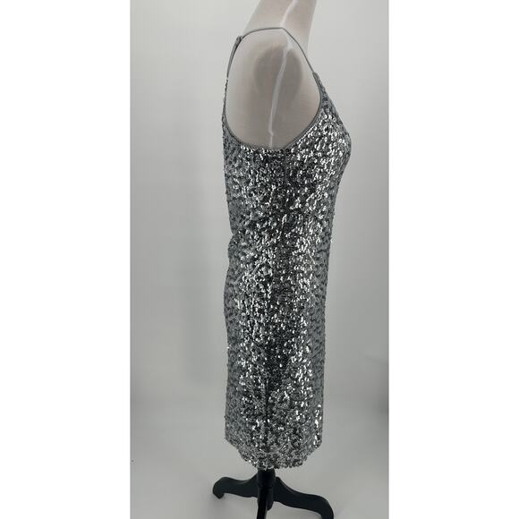 Pretty Guide Silver Sequin Bodycon Mini Dress Sz M Sleeveless Sparkly Party NWT - Picture 3 of 9